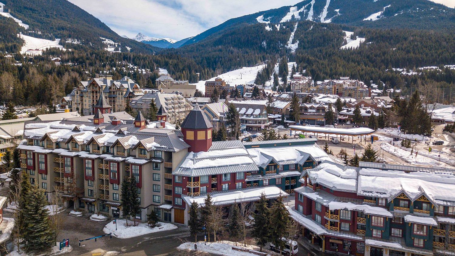 1330 Delta Whistler Village Suites