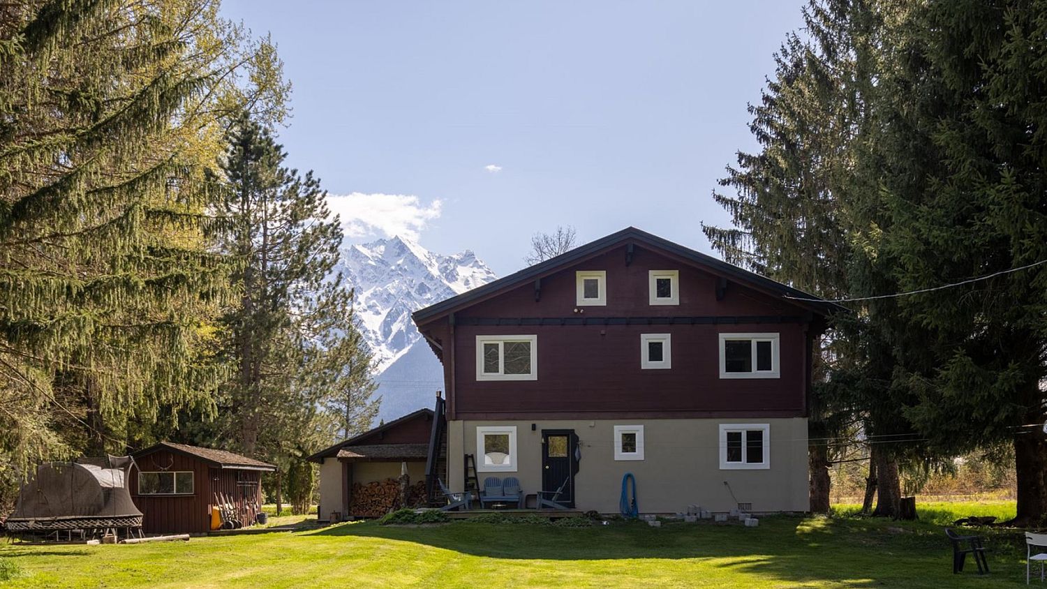 1553 FRASER ROAD, Pemberton