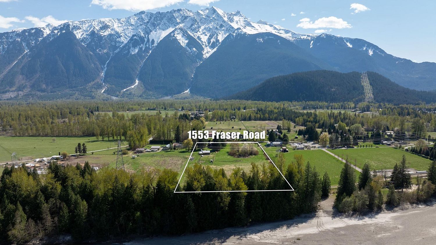 1553 FRASER ROAD, Pemberton