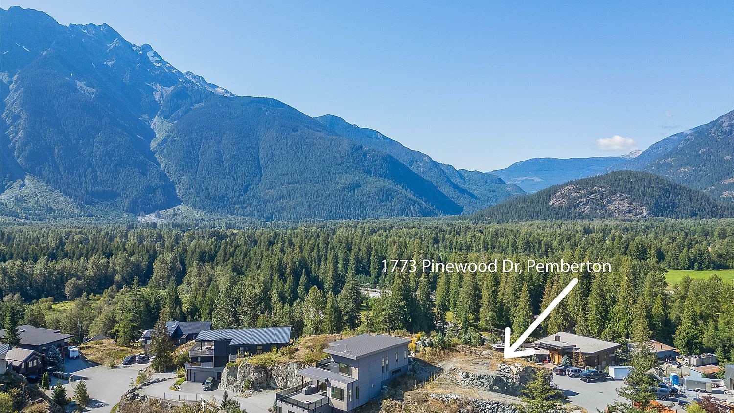 1773 PINEWOOD DRIVE, Pemberton