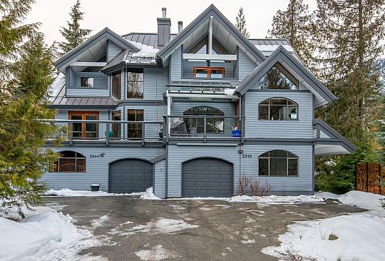 2244 ASPEN DRIVE Whistler BC Canada