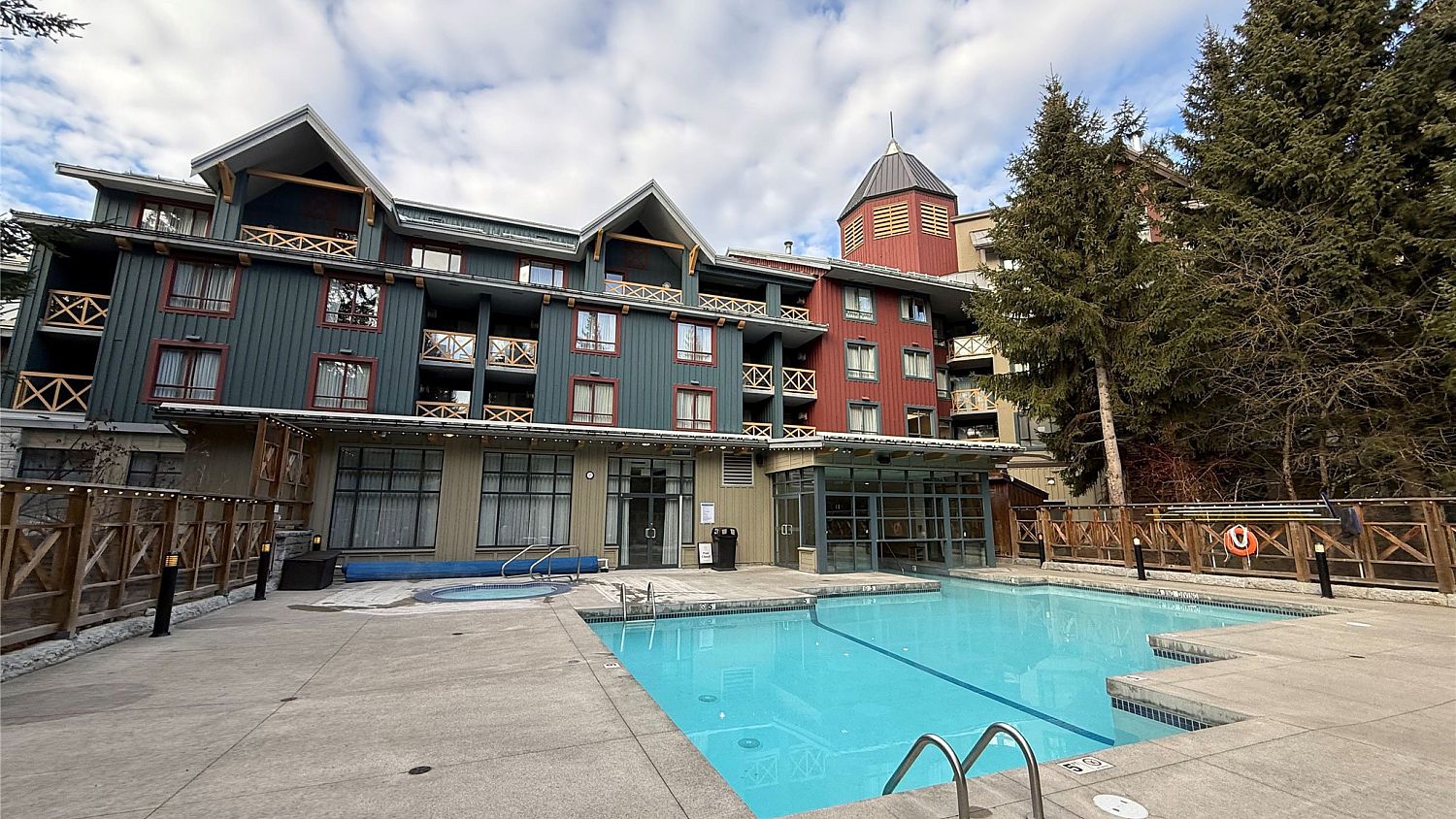 2303 Delta Whistler Village Suites