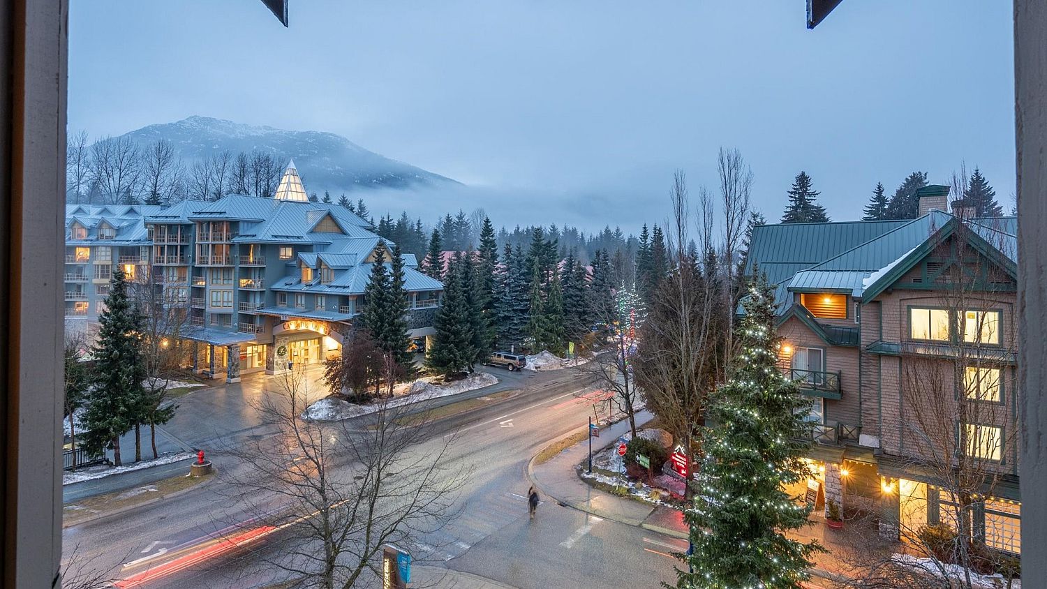 2420 Delta Whistler Village Suites