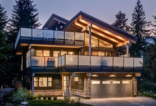 7333 TONI SAILER LANE Whistler BC Canada